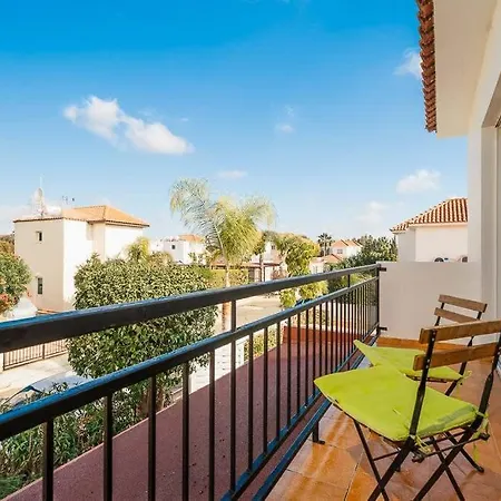 Anastasia Villa *