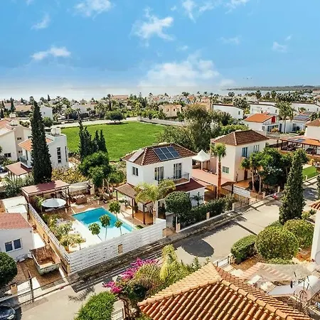 Anastasia Villa