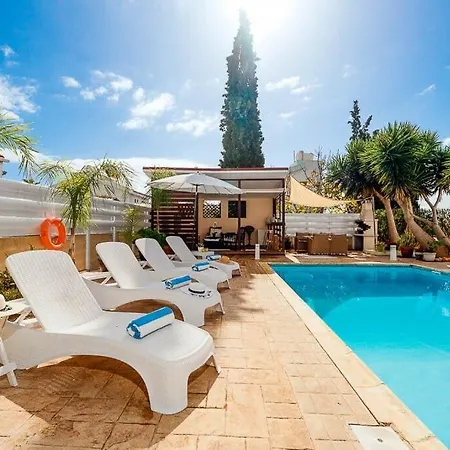 Anastasia Villa