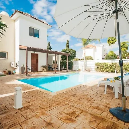 Anastasia Villa *